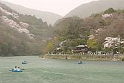 嵐山大堰川河畔